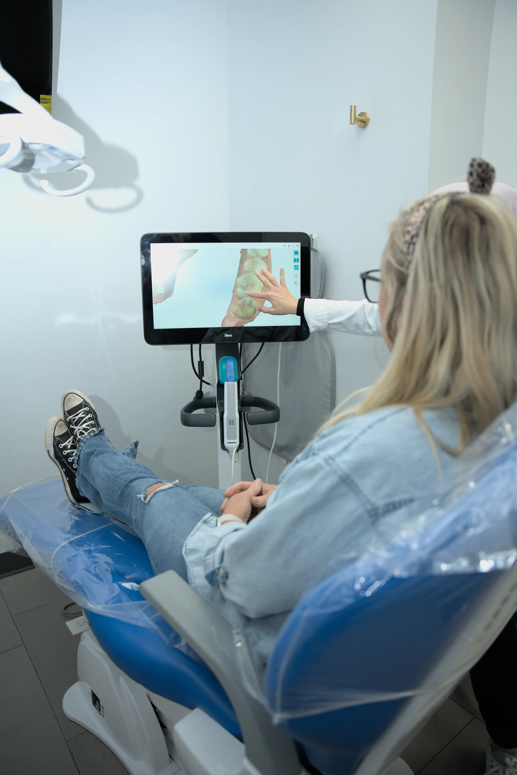 Porcelain & Composite Veneers at SmilePro Dental